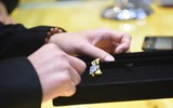 Người dân đi mua vàng trước ngày vía Thần tài vì sợ đông